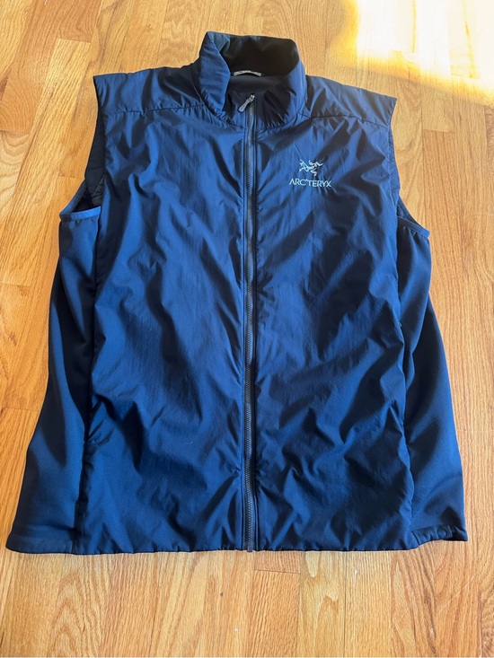 Arc'teryx Other - Arc'teryx LEAF Men's Atom Vest LT Gen 2.1 Size  Extra Large Navy